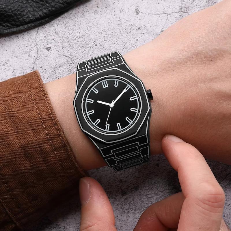 Minimalist Quartz Men's Watch, Clean Design