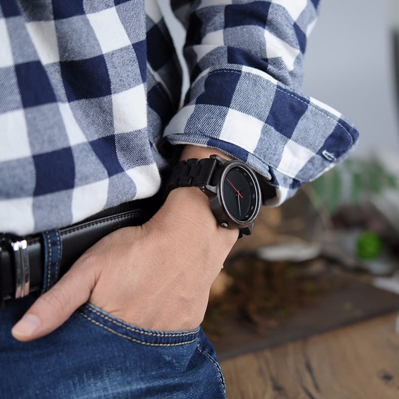 Men's Wooden Watch, Minimalist and Elegant Design