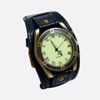 Vintage men's watch with leather strap, retro quartz with Roman numeral dial