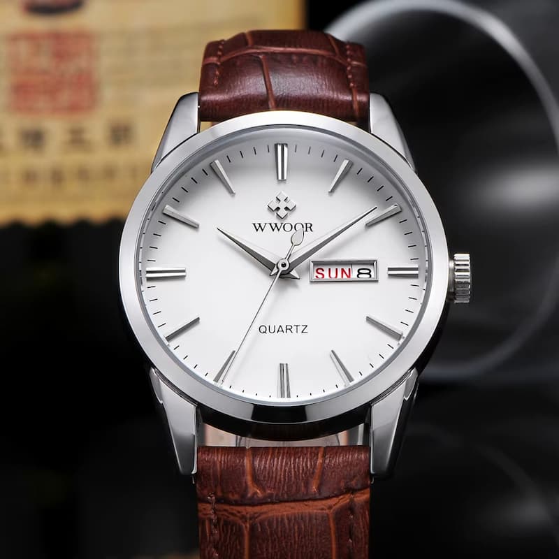 Vintage Men's Quartz Watch with Brown Leather Strap