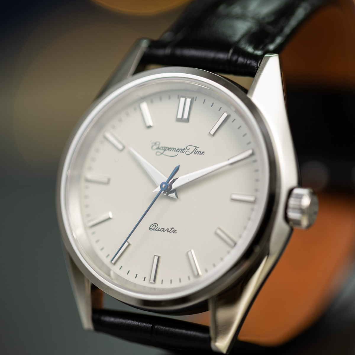 Vintage Men's Minimalist Quartz Watch with Black Leather Strap